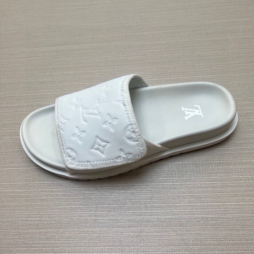 5LE210Z Popular Slippers