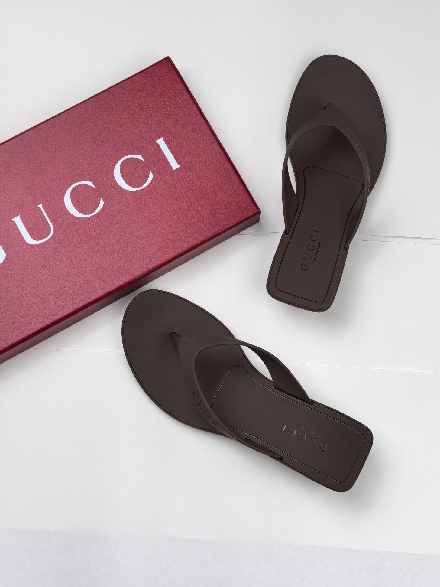 Z2X66B66  Popular high-quality slippers