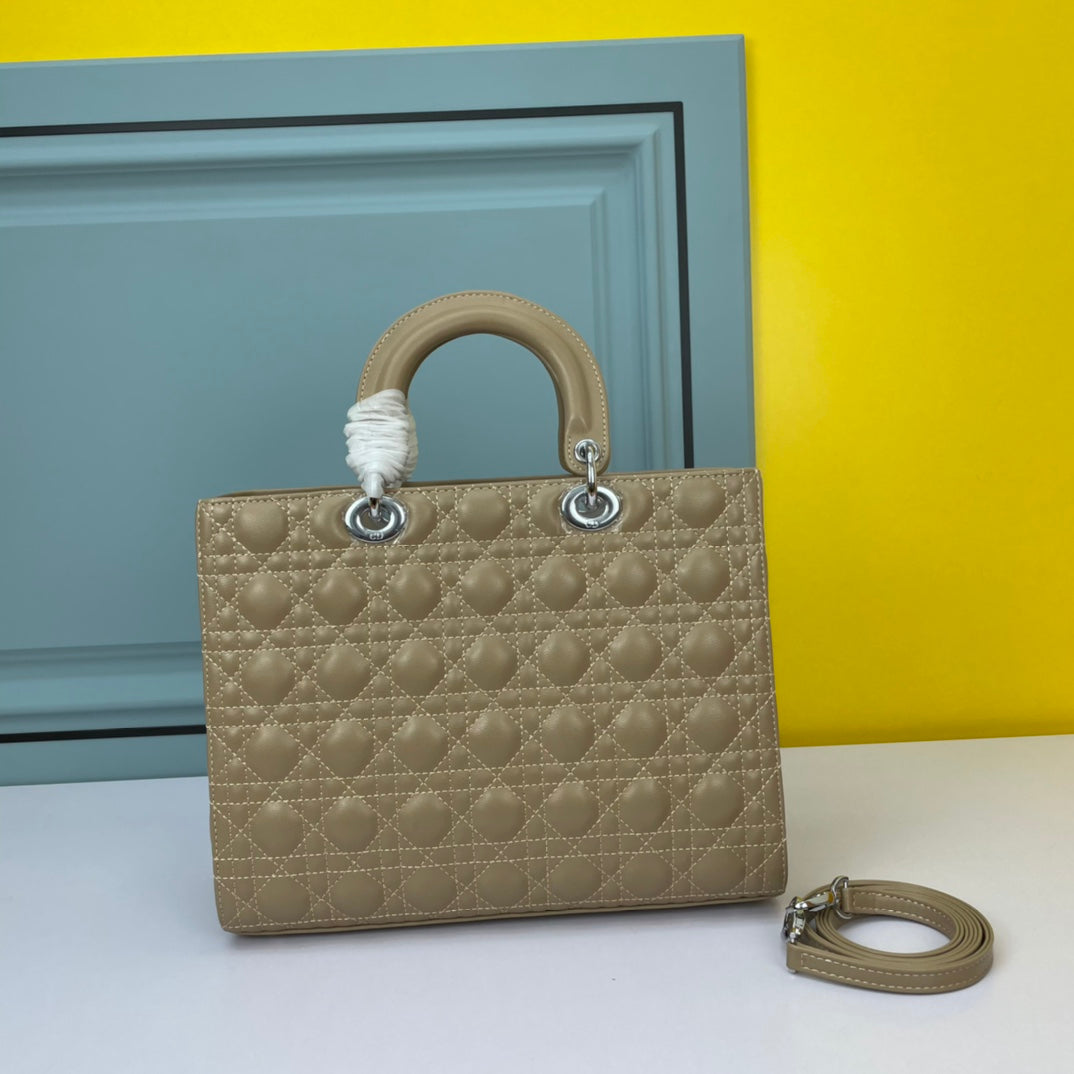 1XD54B Popular   leather bag  (32CM)