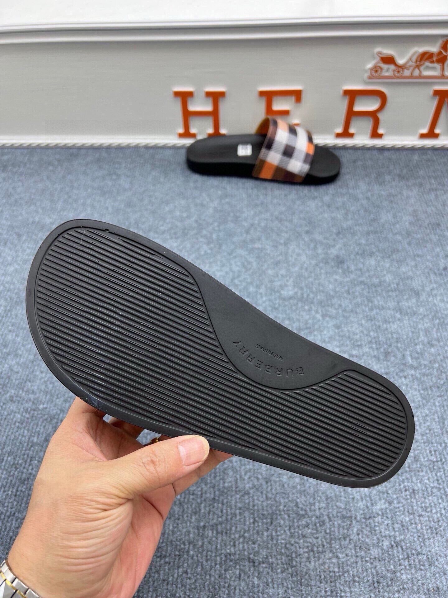 535ZR252Z Popular Slippers