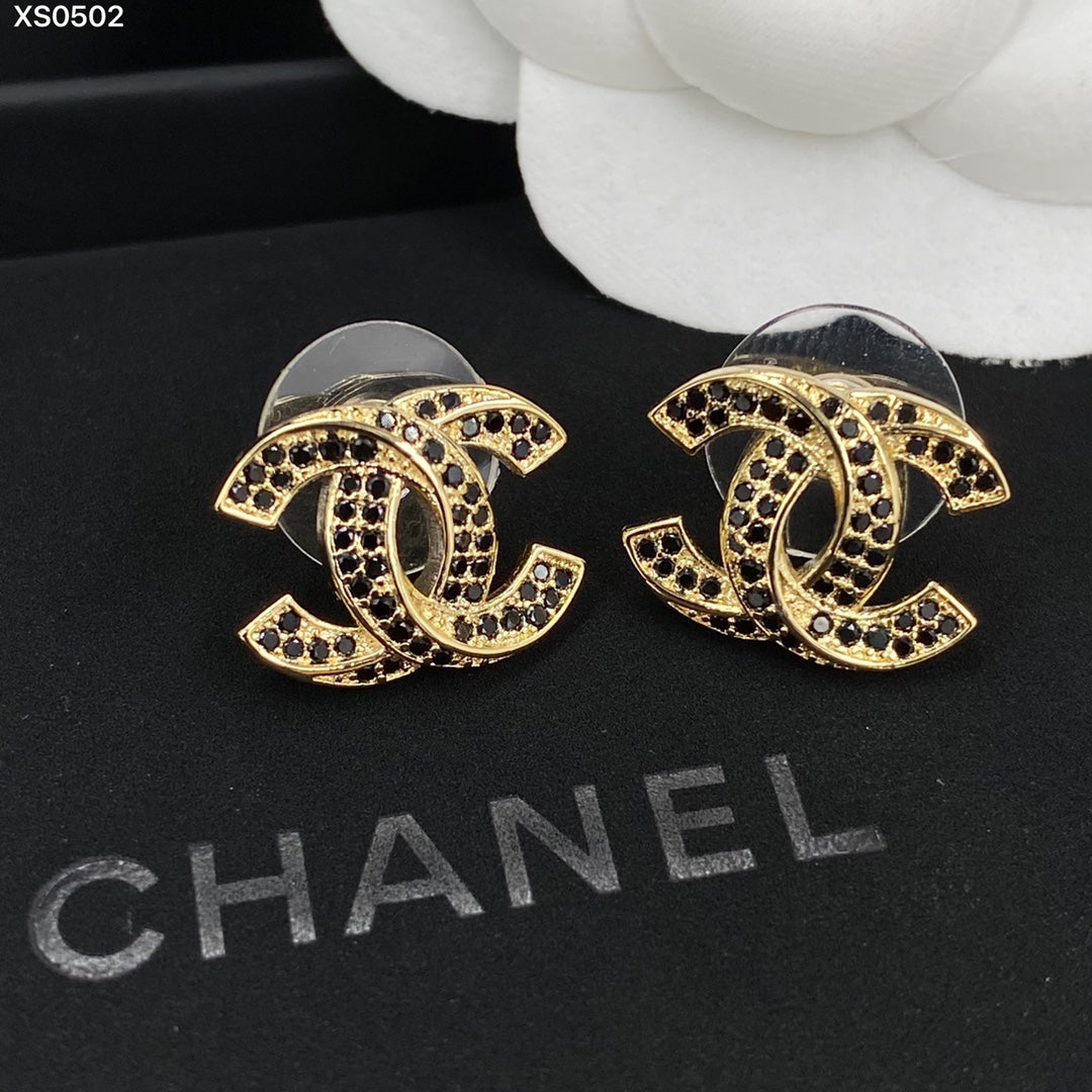 136NC72J Popular Earrings