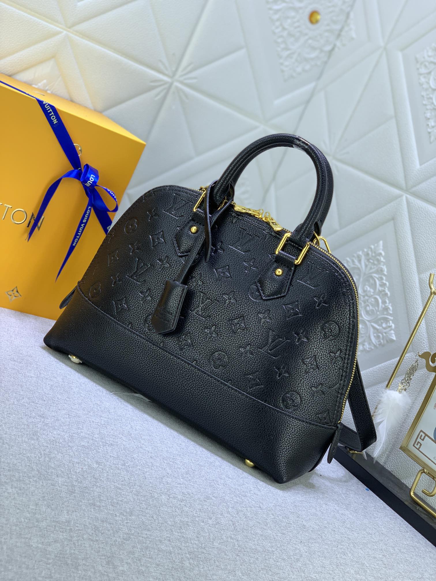 2XE319B Popular  leather bag 