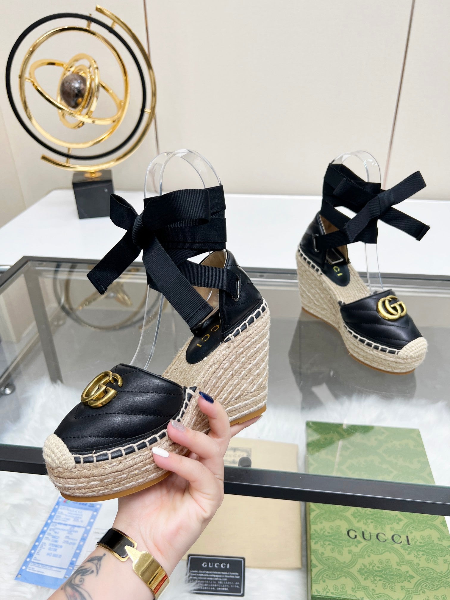 Z2X66B27 Popular leather High heels