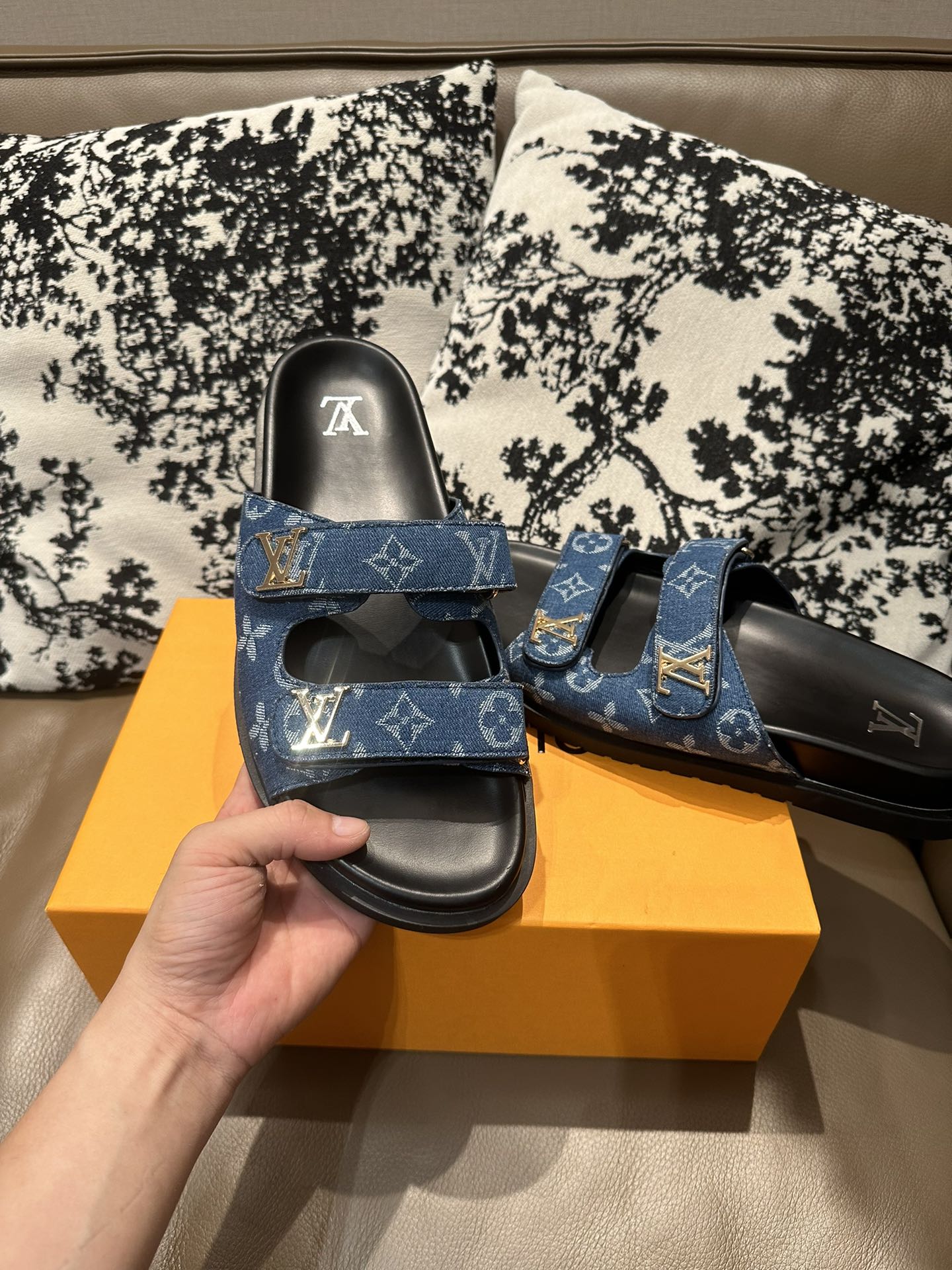 285ZE29Z  Popular leather Shoes