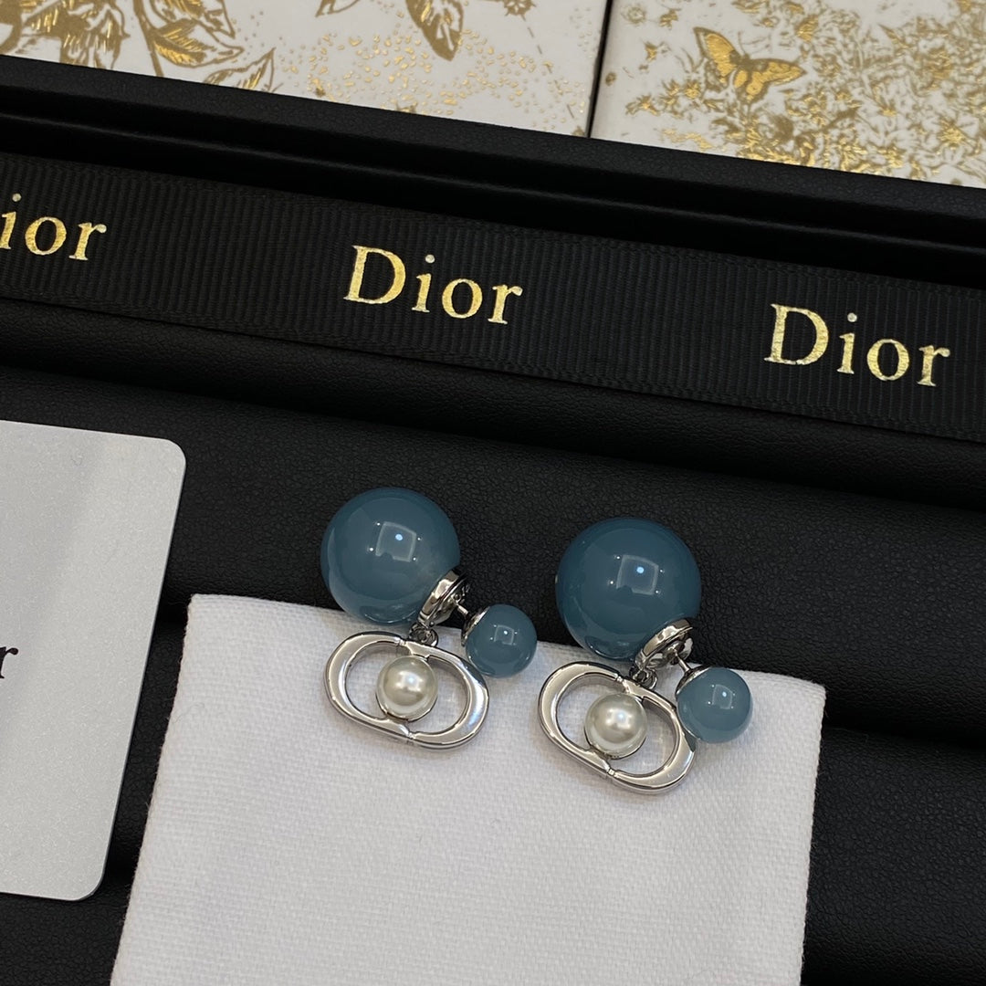 14D447E Popular  Earrings
