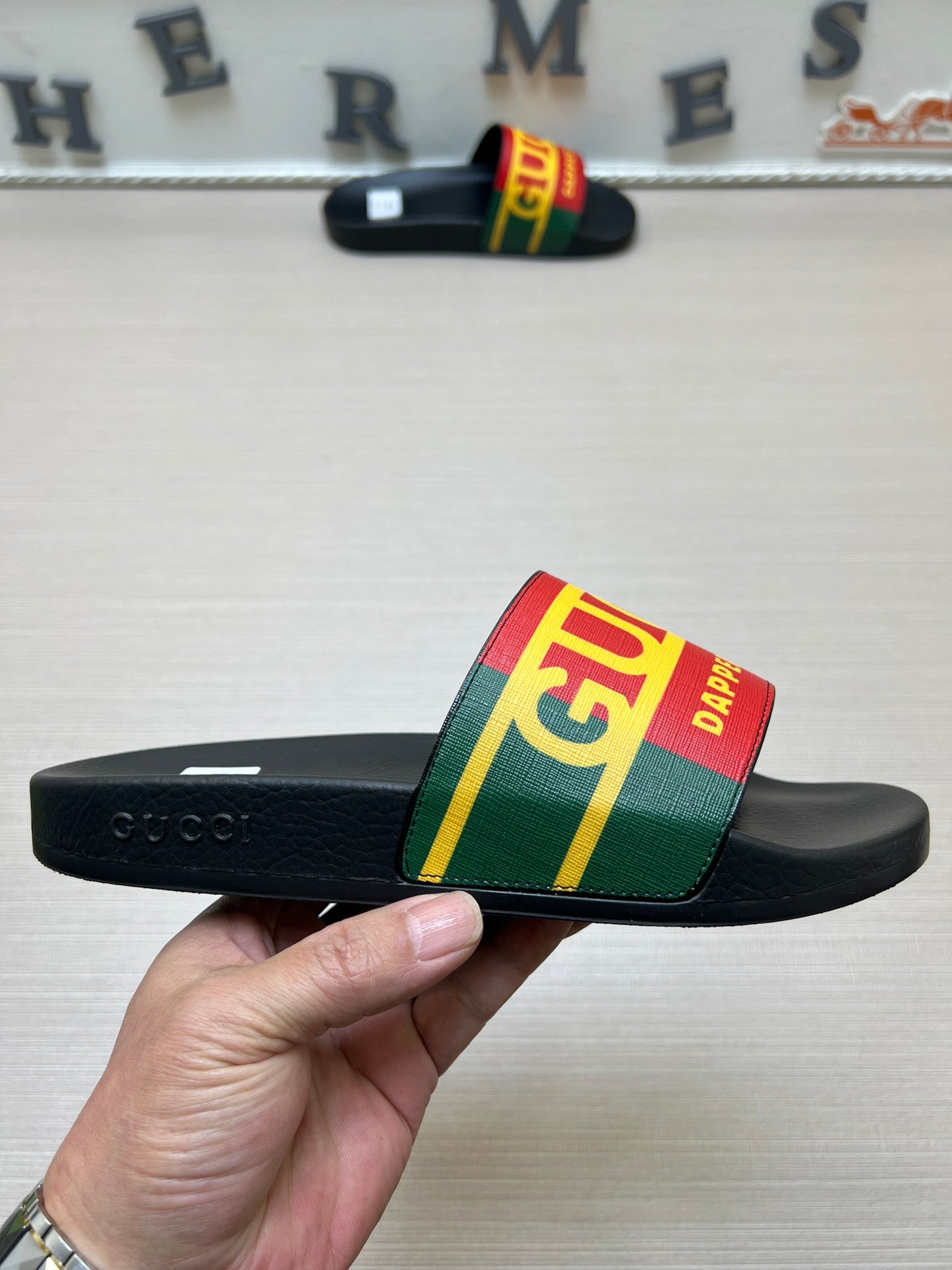 5WB239Z Popular Slippers