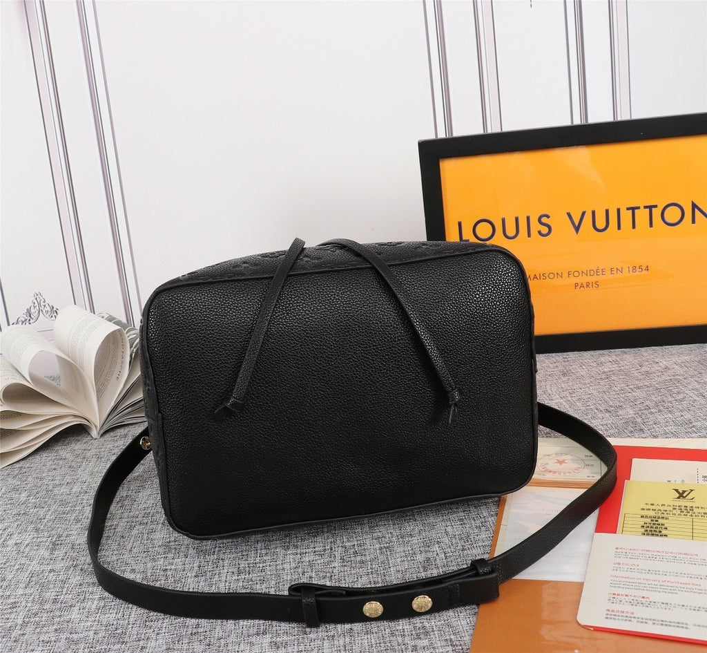 2XE60B Popular leather bag 
