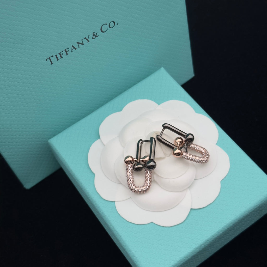 8XT32X  Popular   Earring Bracelets Necklaces