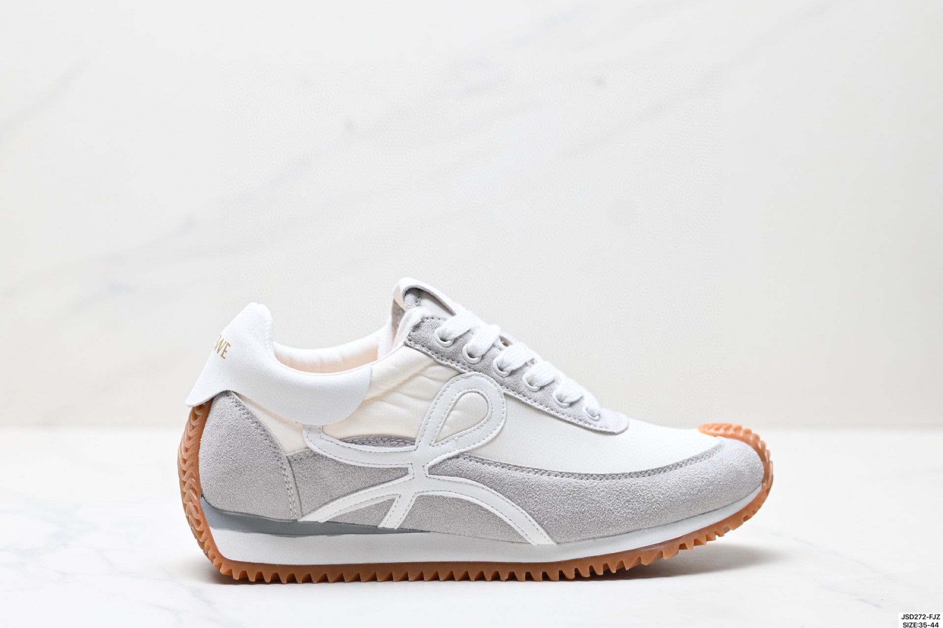 475RJ3Z  Popular sneakers