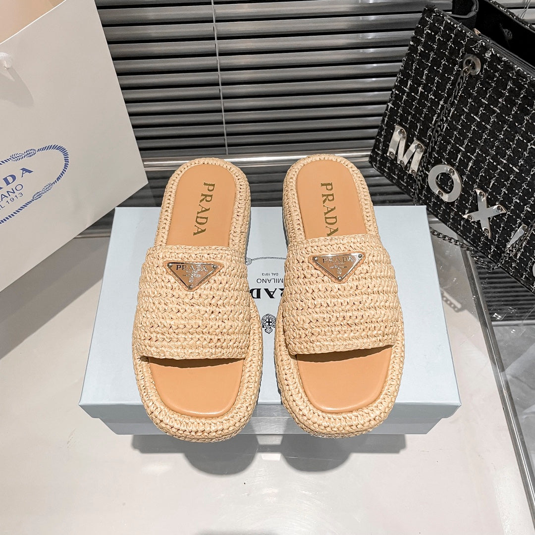 14PD21Z Popular slippers