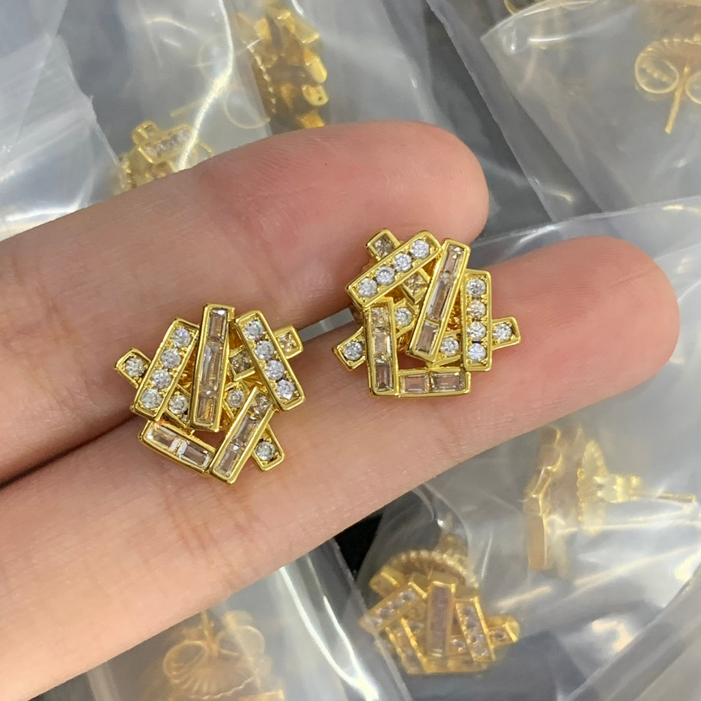 84A102E Popular  Earrings
