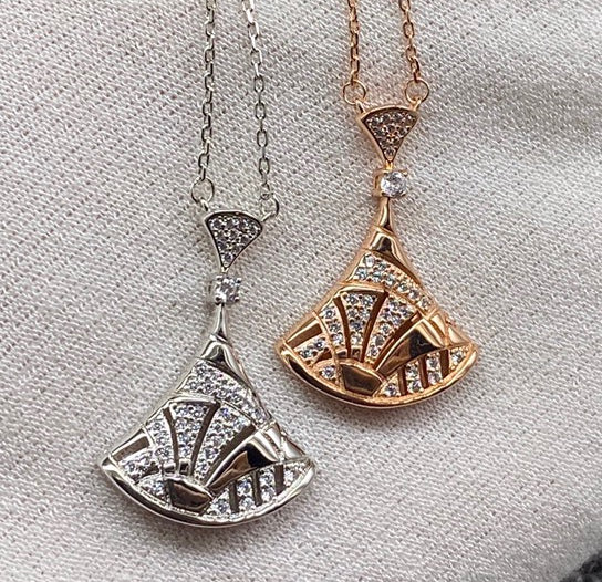 55QS418X Popular Necklaces