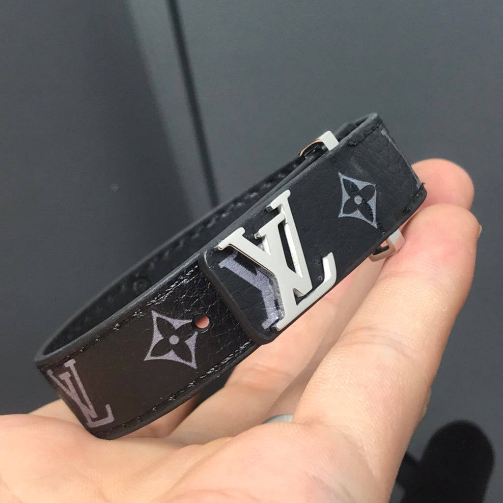 55QE91K  Popular Bracelets