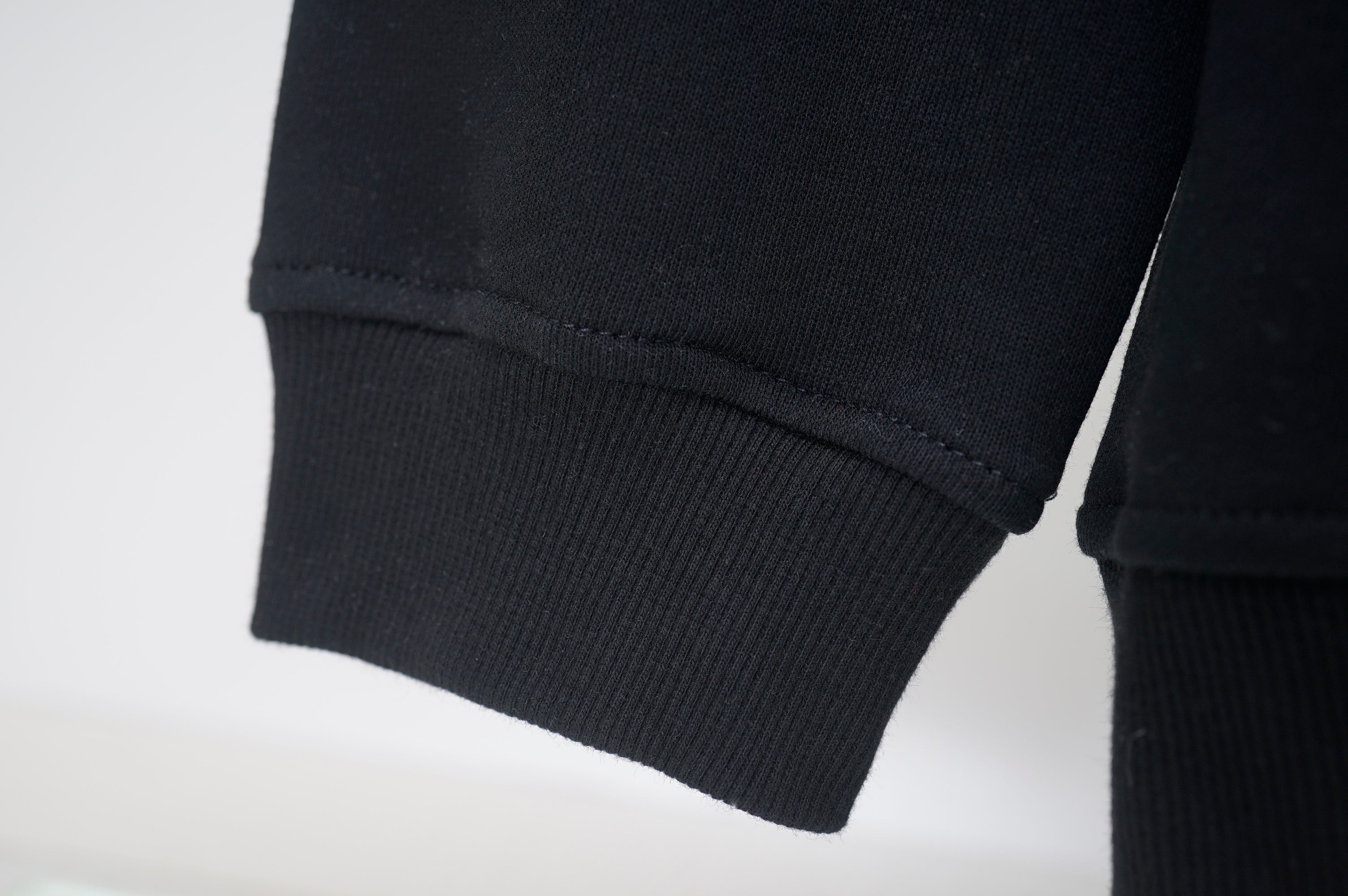 185ZE148U Popular Sweaters