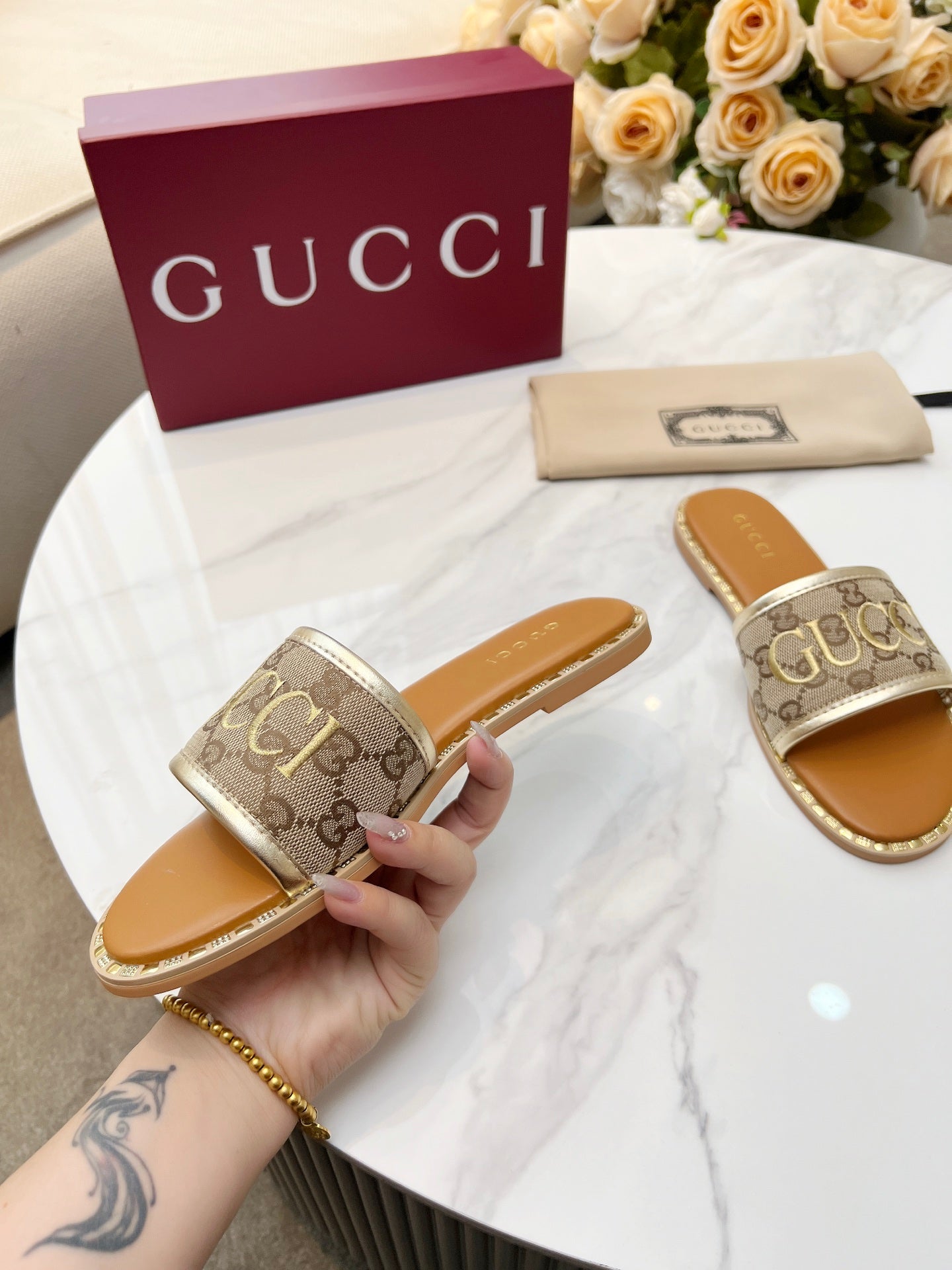 255QB29Z Popular Slippers