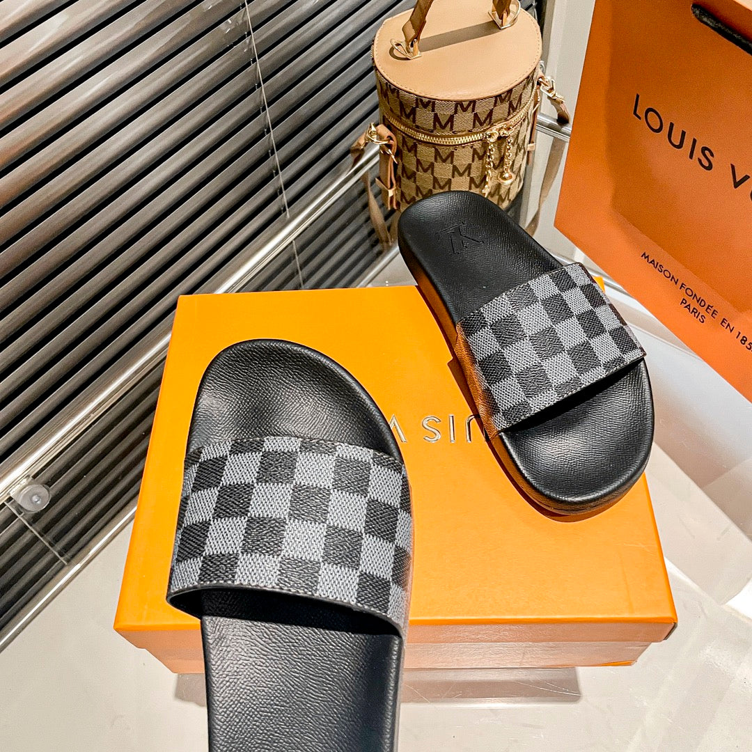 14E195Z Popular Slippers