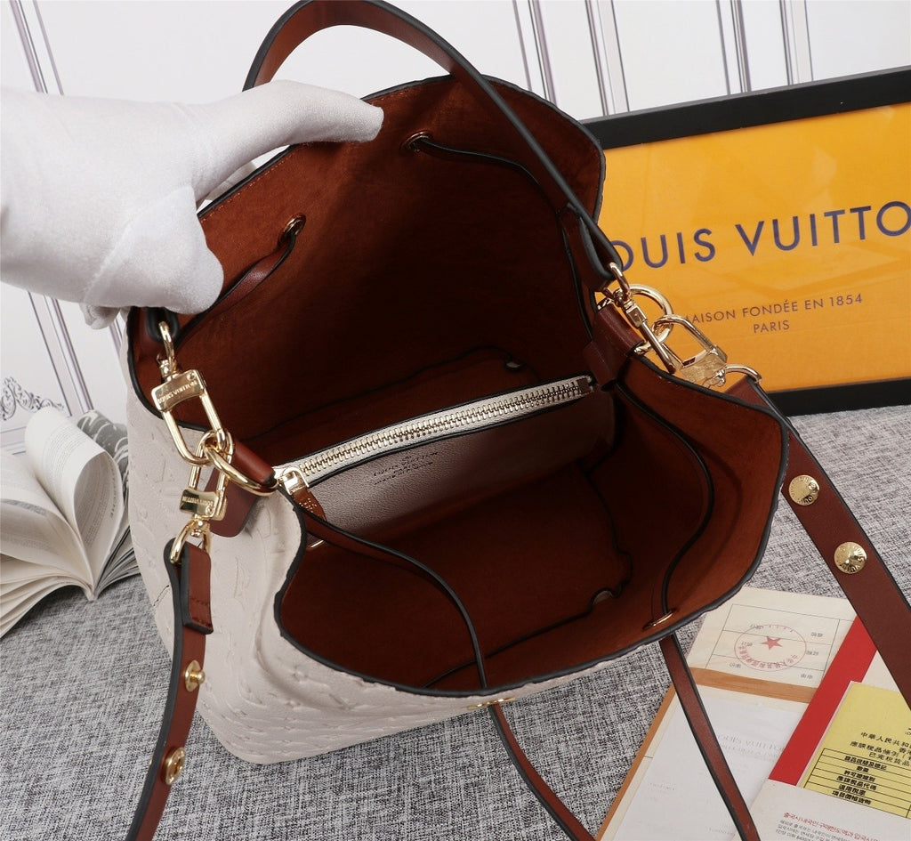 2XE60B Popular leather bag 