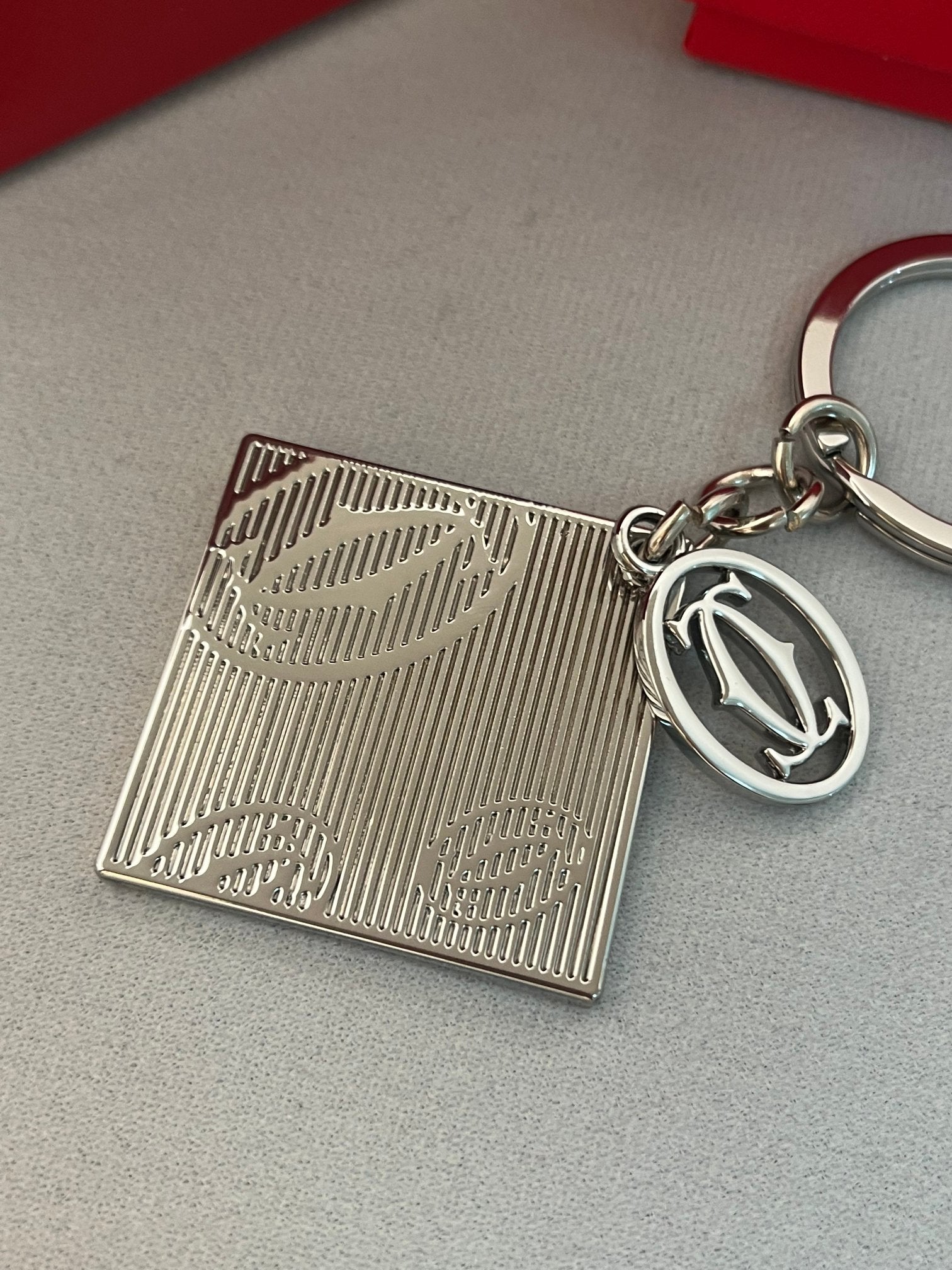 35ZK39A Popular bag 's charms accessories