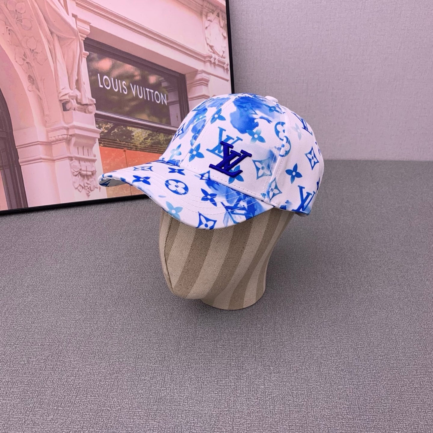 145ZE562M Popular  hats