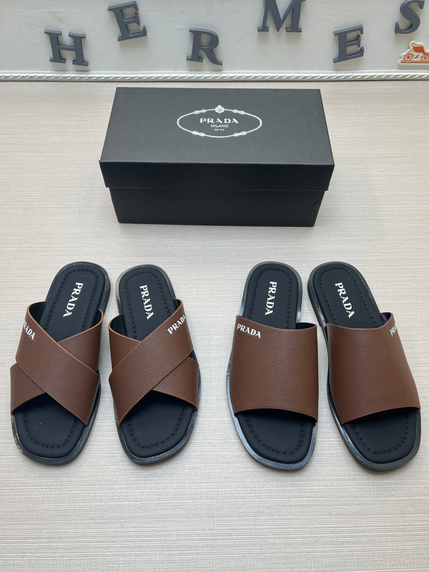 54PD76Z Popular slippers
