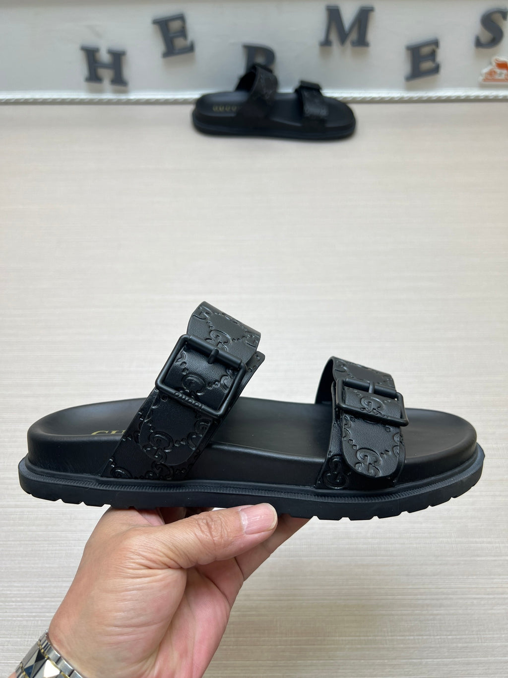 54B91Z Popular slippers