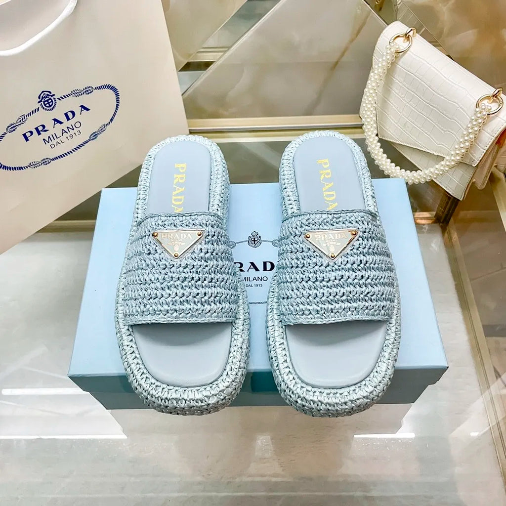14PD22Z Popular slippers