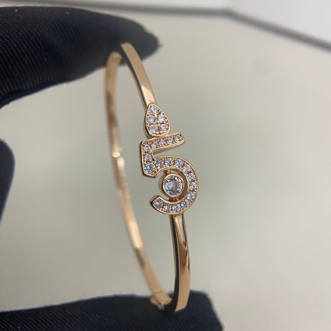 55QC38K  Popular Bracelets