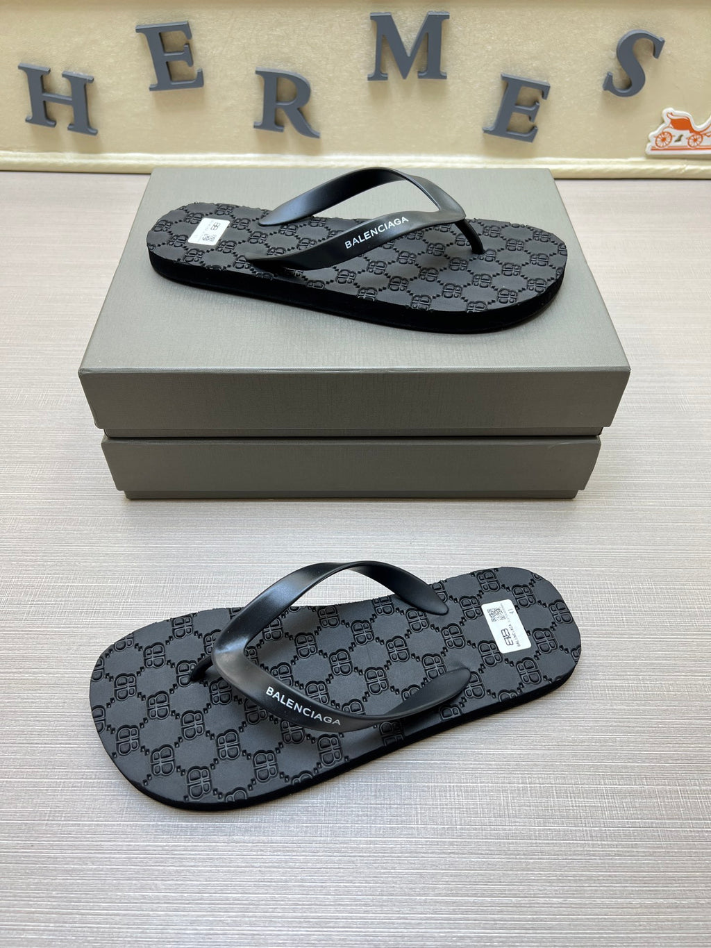 5QB16Z Popular Slippers