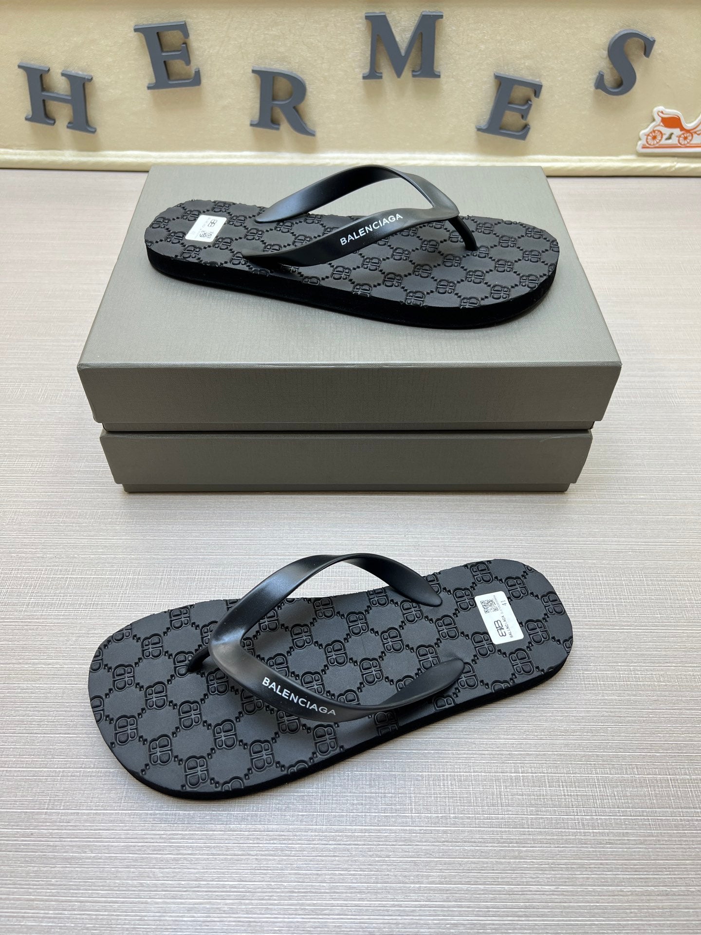 5QB16Z Popular Slippers