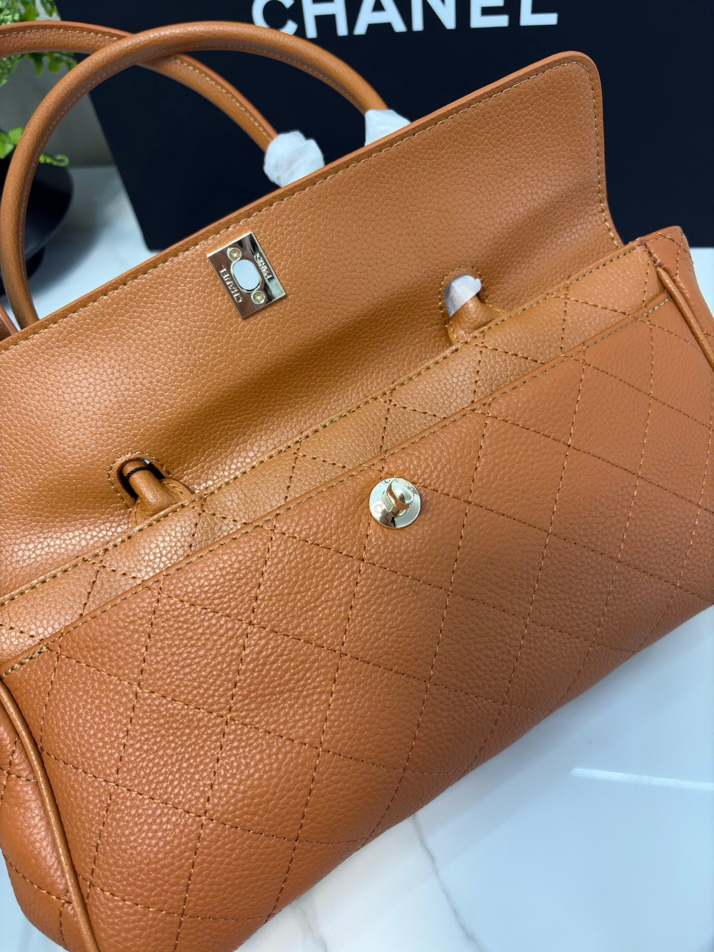 136PC79B Popular leather bag