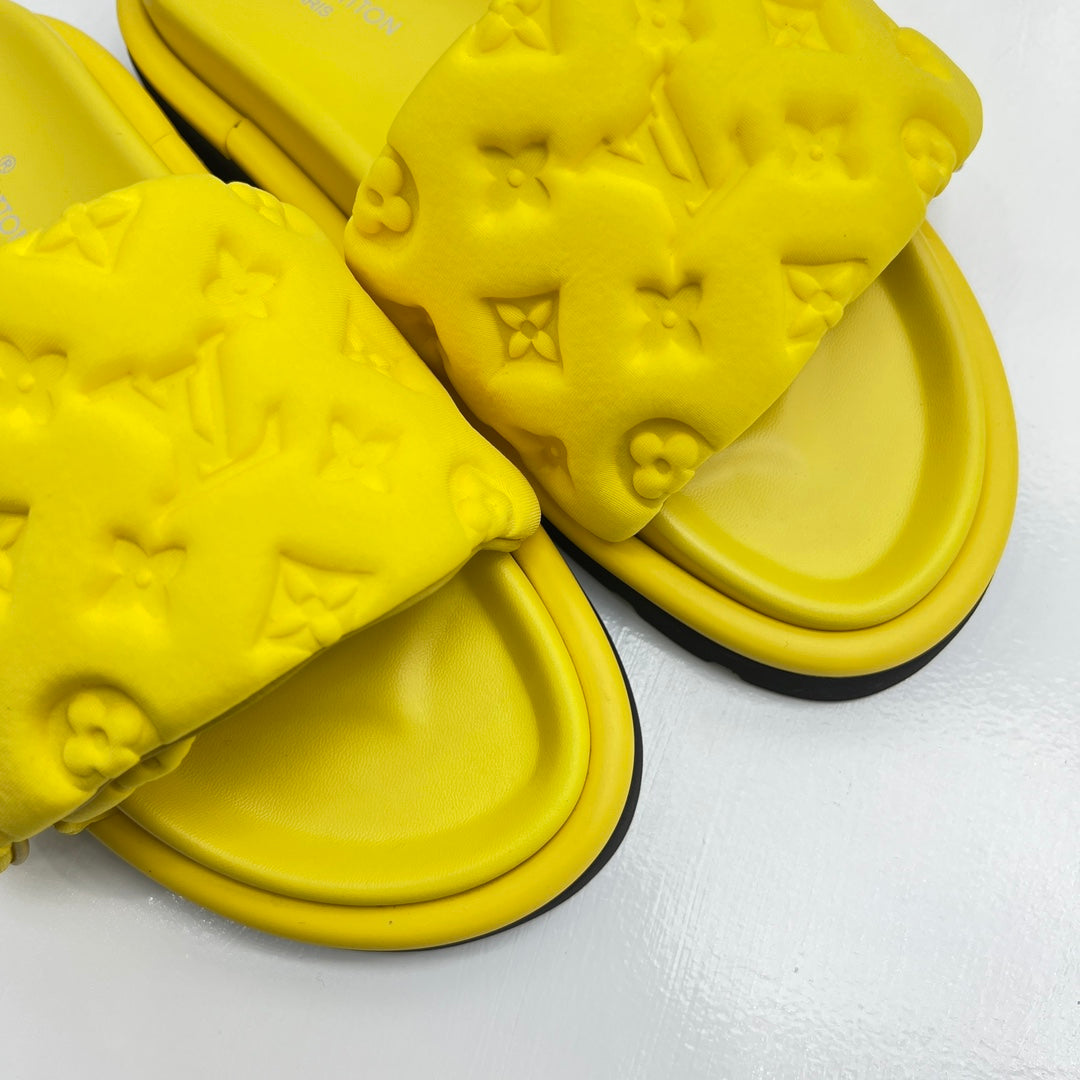 5YE115Z Popular Slippers