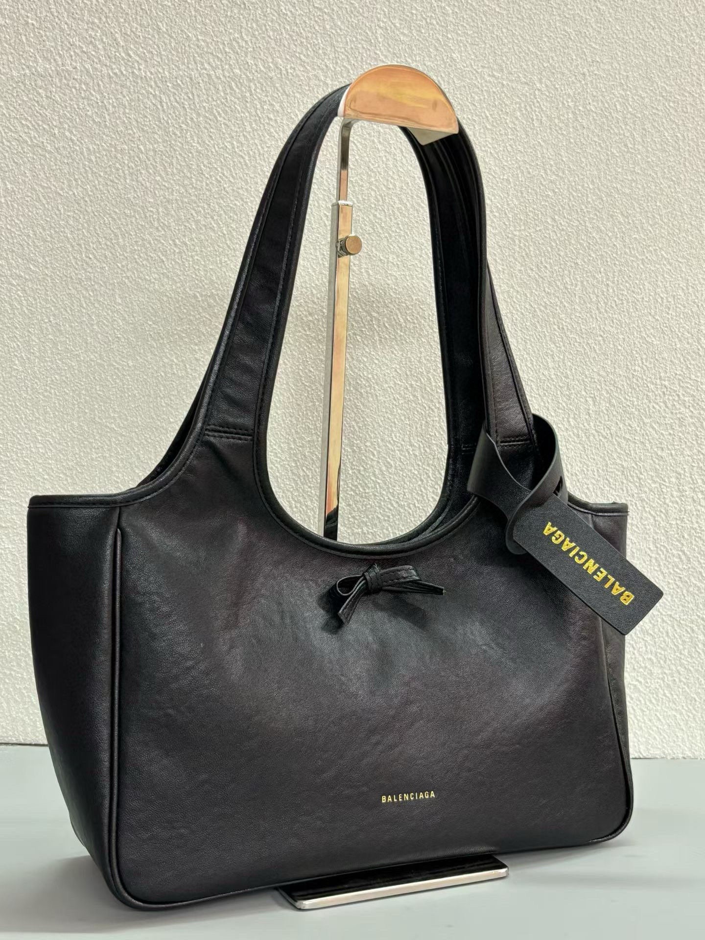 146PJ143B Popular leather bags