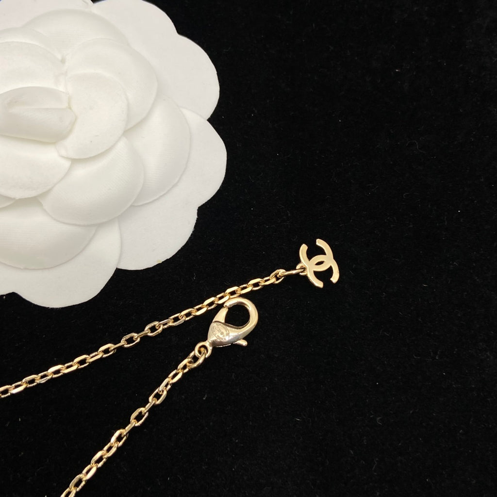 55QC244X Popular Necklace