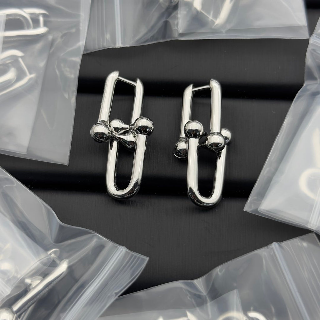 8XT30X  Popular     Earring Bracelets Necklaces