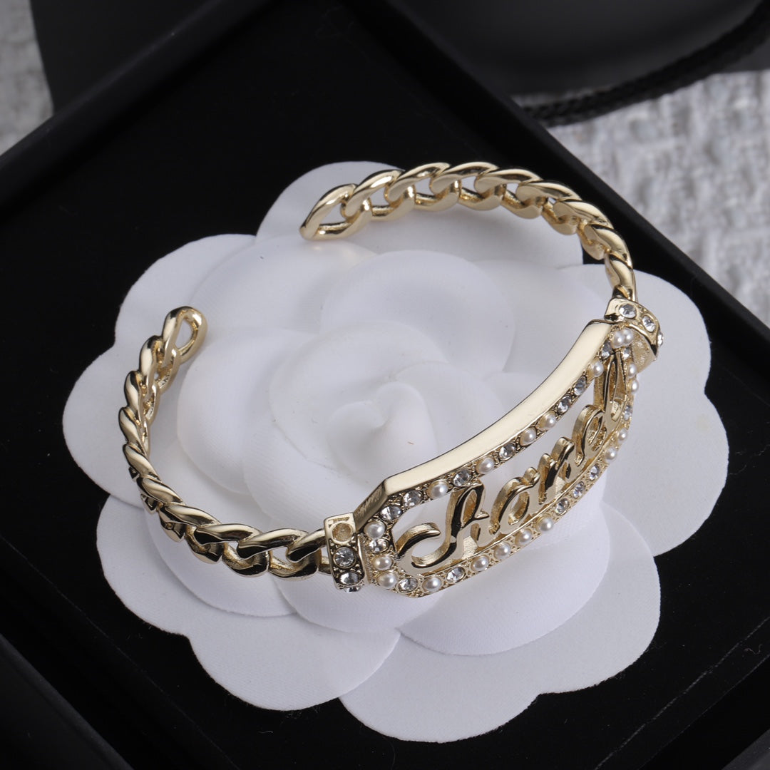 1YC17K  Popular Bracelets