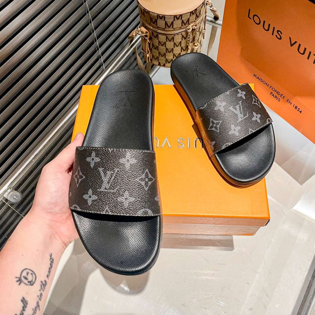 14E195Z Popular Slippers