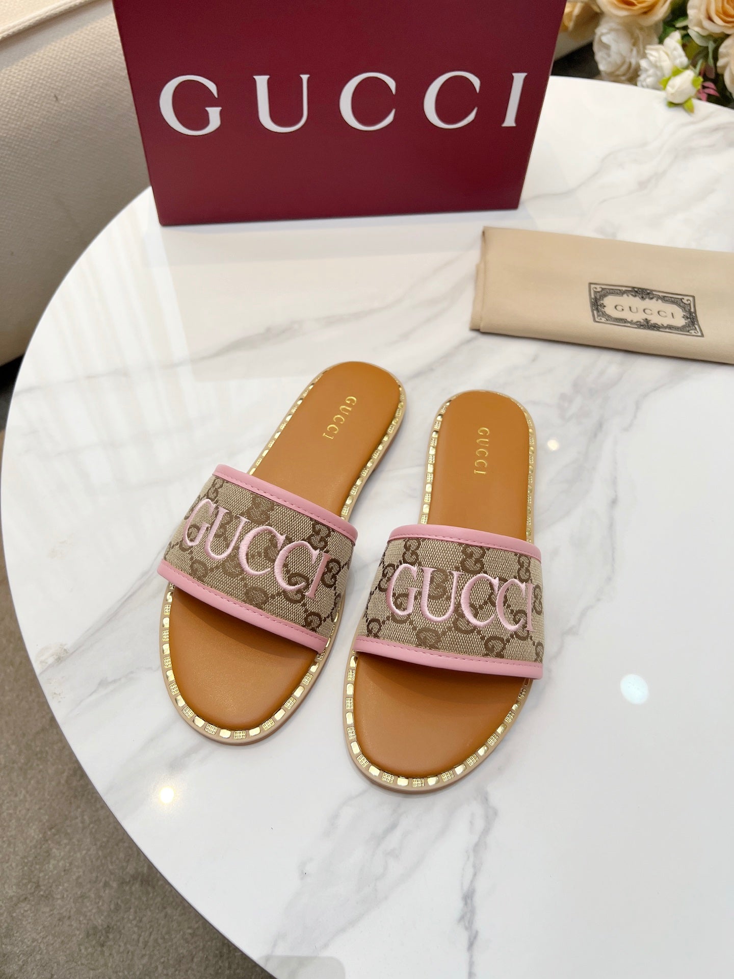 255QB29Z Popular Slippers