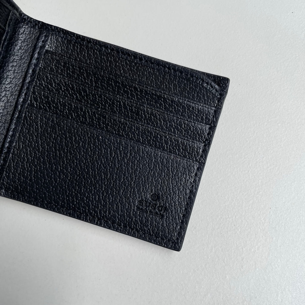 B1X46B8 Popular leather wallets ( with full packaging )