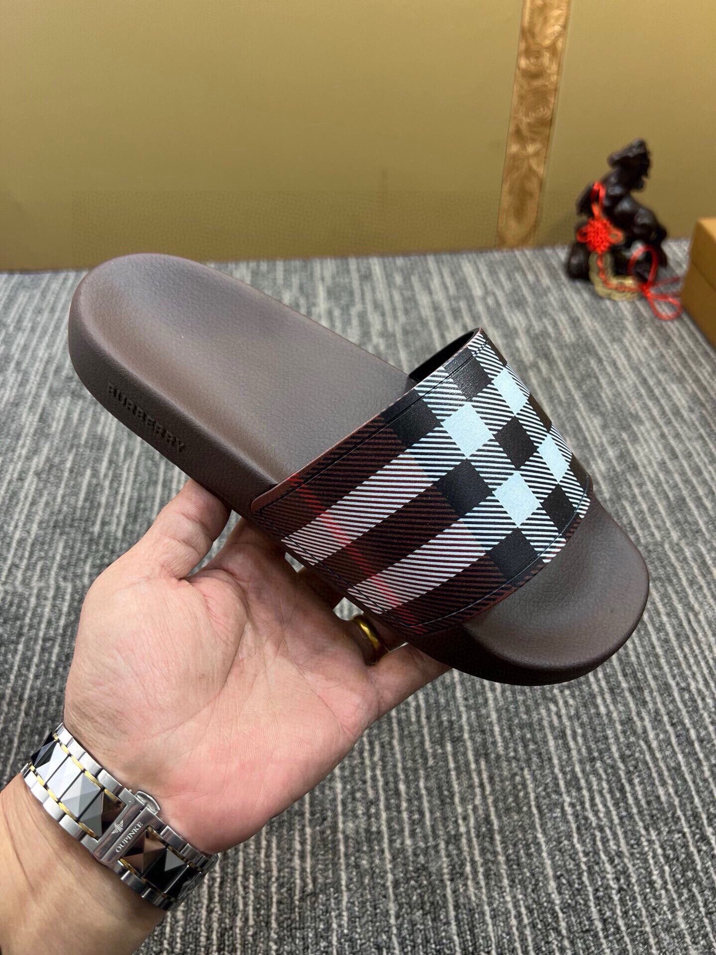 535ZR259Z Popular Slippers