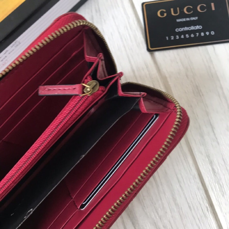 1XB81B Popular leather wallets