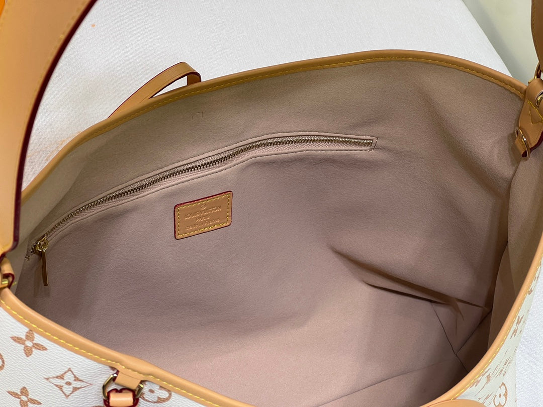 2WE46B Popular leather bag