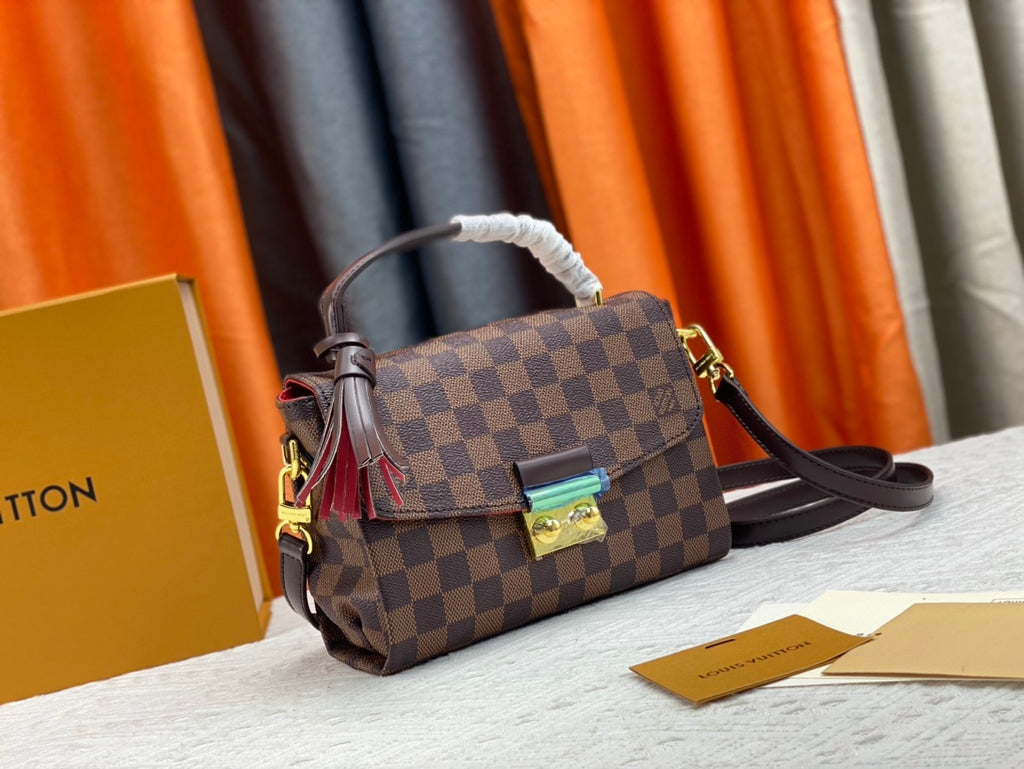 1WE2B Popular leather Bags