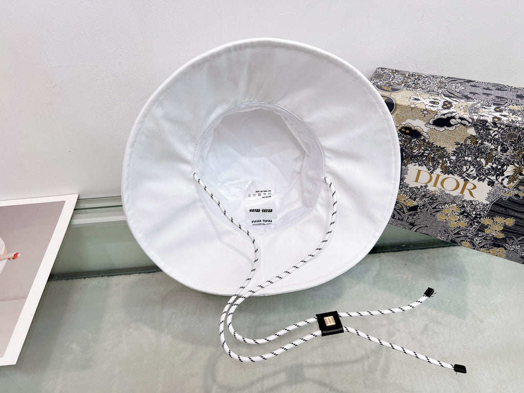 15QA82M Popular hats