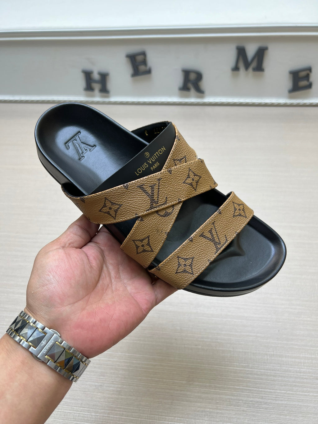 54E89Z Popular slippers