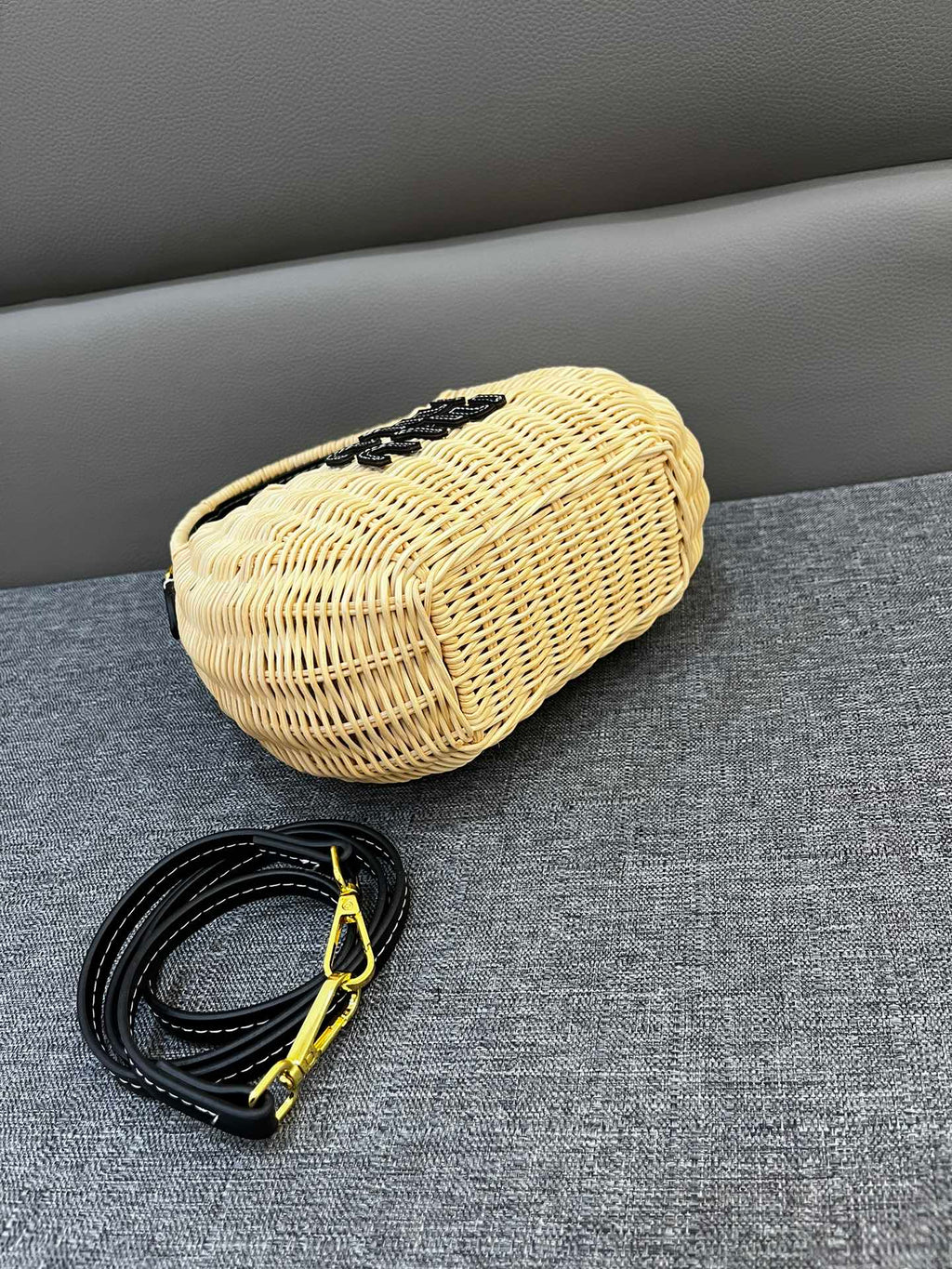B1P46A119 Popular woven bag