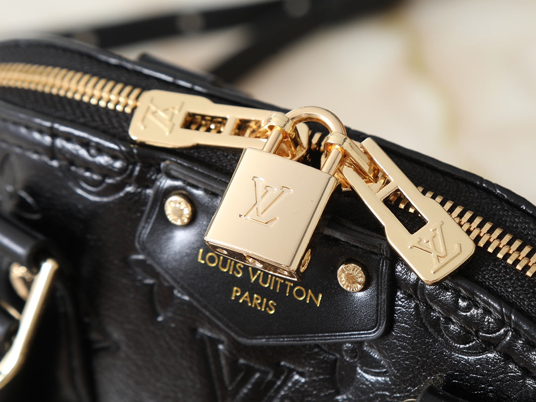 146PE87B Popular leather bag