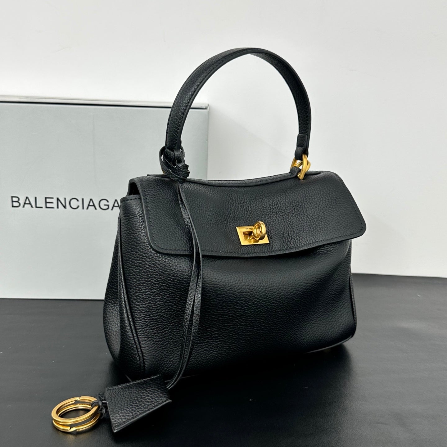 B1X56J31 Popular high-quality leather bag