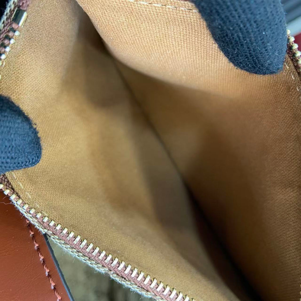 B1X66B15 Popular leather bag