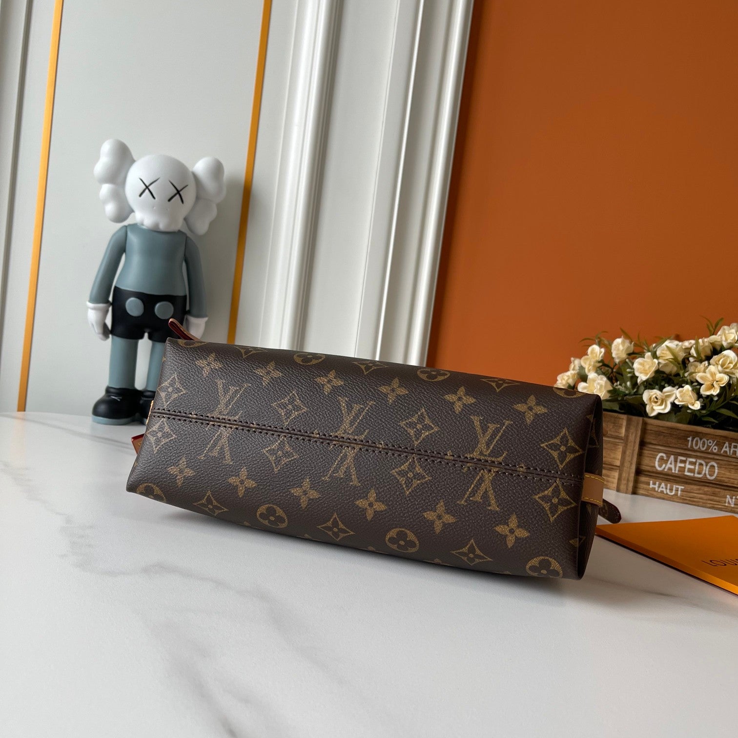 1WE96B Popular leather bag)