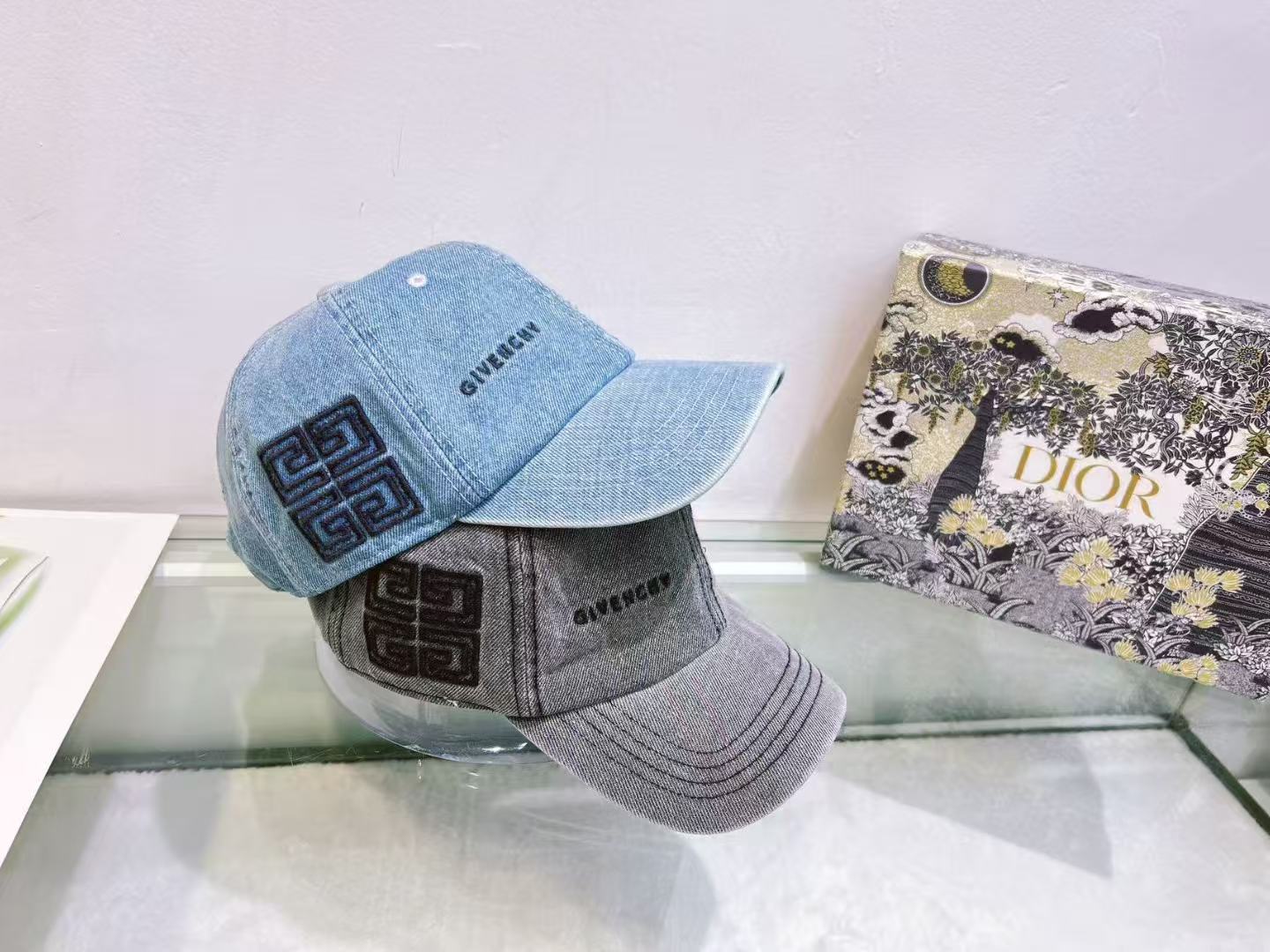 125ZGV508M Popular  hats